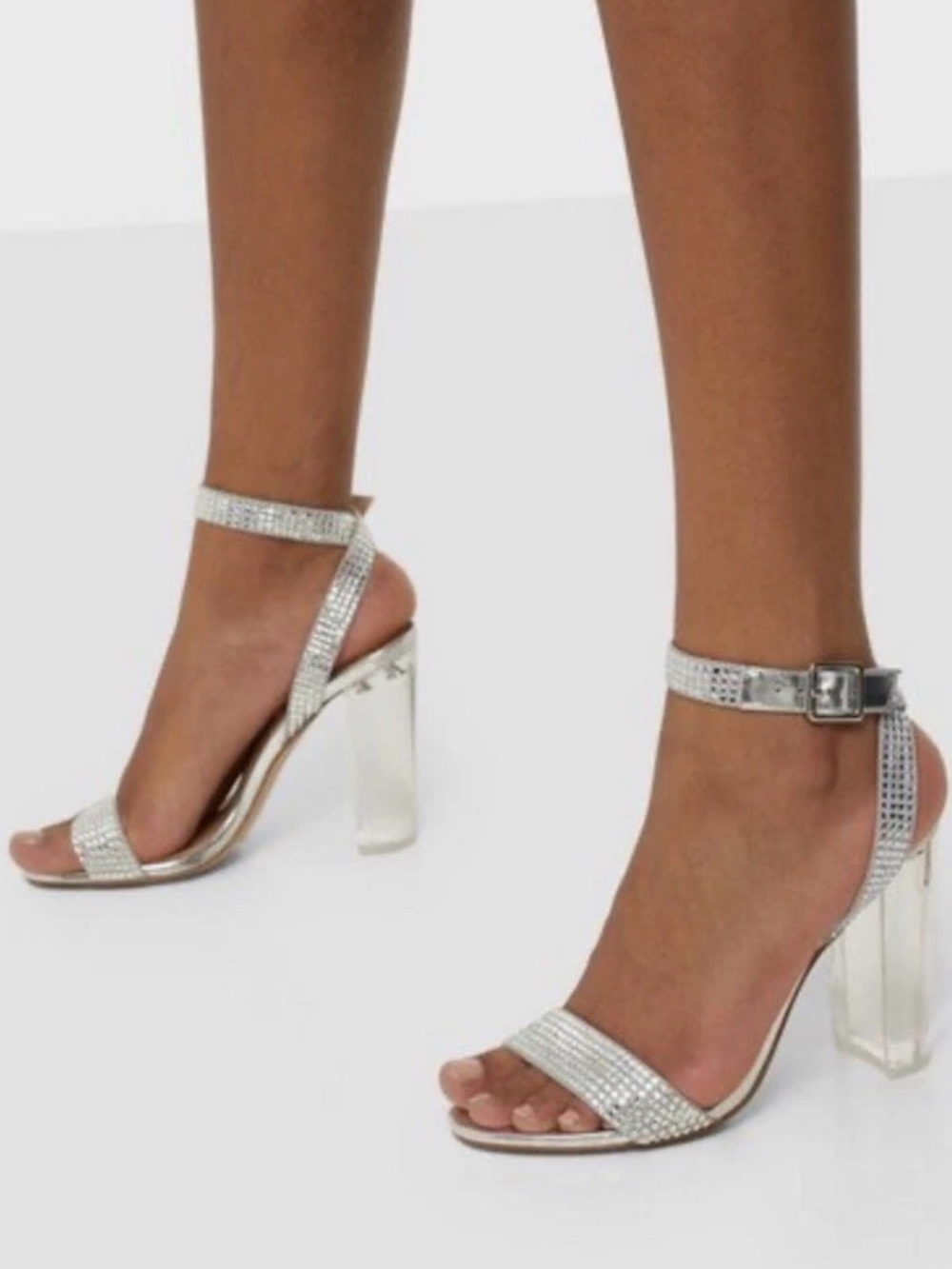 Steve Madden Valenty Silver Rhinestone Sandals NWT - Size 10